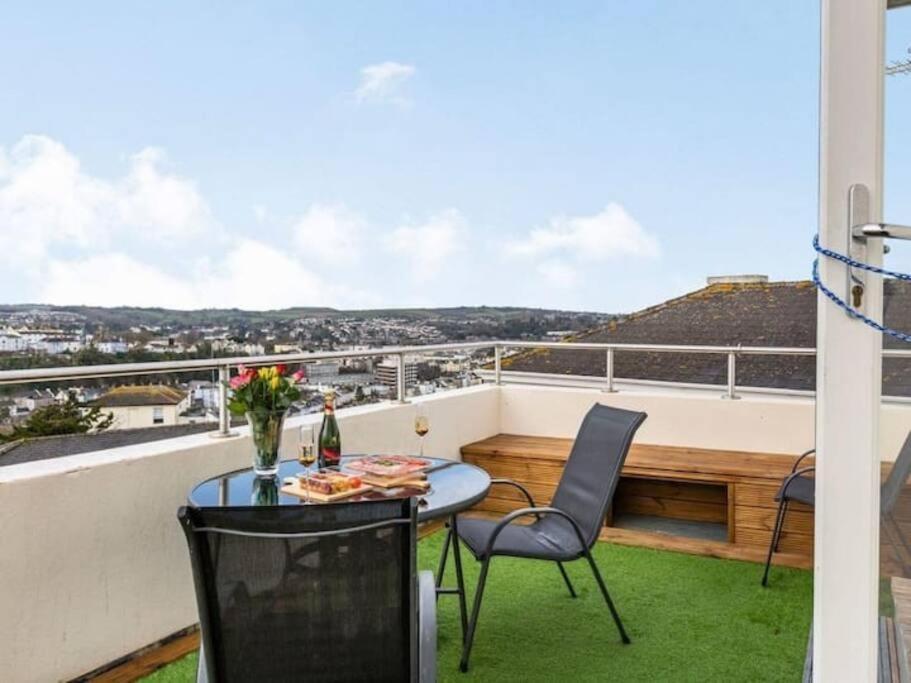 Ferienwohnung Number 7 Torquay Stunning Sea Views Exterior foto